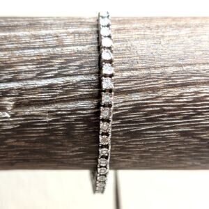 Unique Designs 925 Sterling Silver Diamond Tennis Adjustable Pull Chain Bracelet